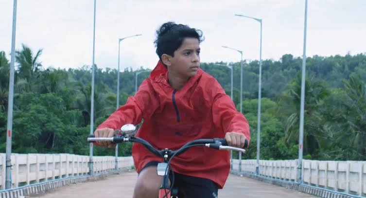 NikhilPoojary01's tweet image. Mithya (3.5/5🌟)
Kannada (2025) (U/A)

Shows the different stages of trauma the boy experiences &amp;amp; the climax takes the anxiety to a peak....

Available In Prime
#Mithya #SumanthBhat @rakshitshetty @m3dhun @ParamvahStudios