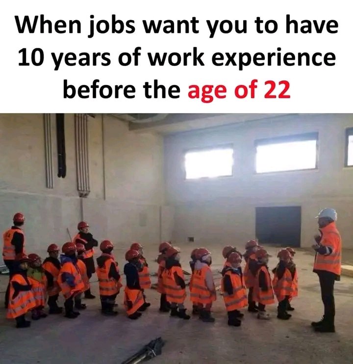 _mgmson's tweet photo. When jobs want you to have 10 years of work experience before the age of 22😄👉
#IndianNavy Touching Manchester United Norway https://t.co/HzMhcgTyJd