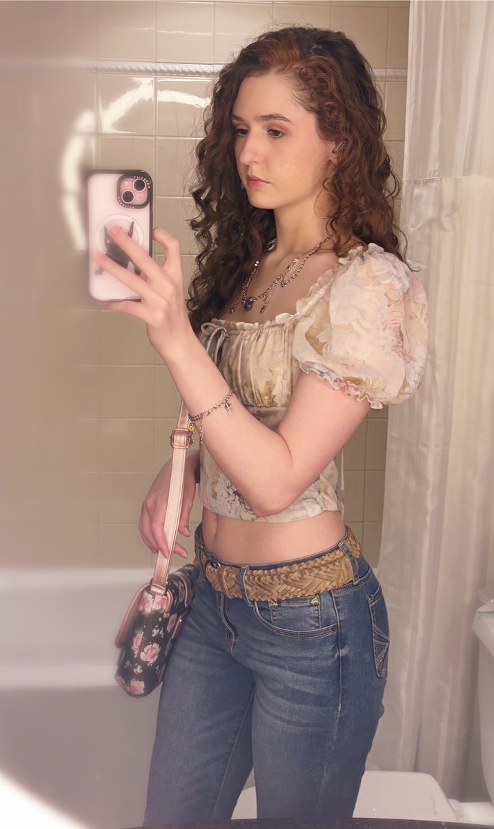 Hotel bathroom fit pic 😎