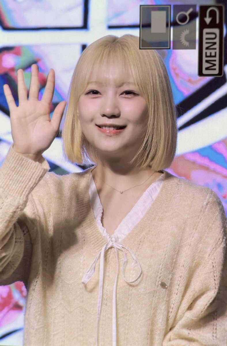 Arctic Hare🐇 tweet media