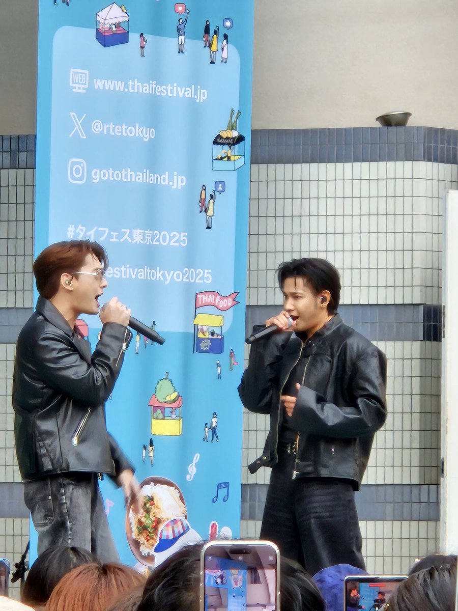 Wind_soat's tweet photo. Thai Fest. 2025 Tokyo
GMMTV show.
LYKN も見れてよかった〜♪ https://t.co/7nPu0BHc6t