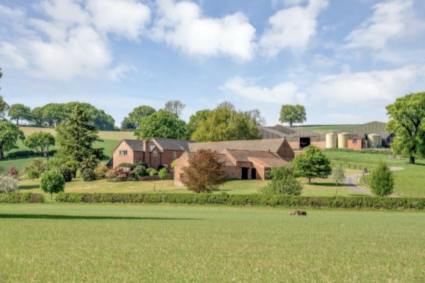 If you know anyone looking for a spectacularly beautiful 600-acre farm in Notts or the Midlands, (or even someone that should be 😉), please make them aware