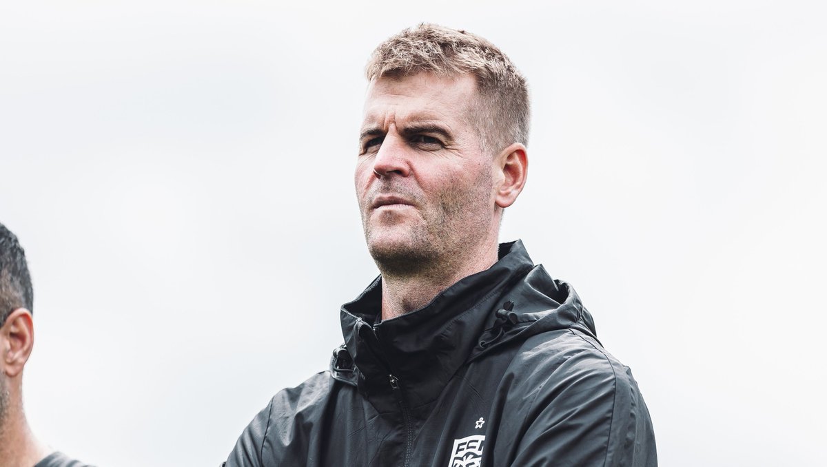 FCNordsjaelland's tweet image. 𝐻𝑜𝑙𝑑𝑒𝑡 𝑏𝑎𝑔 ℎ𝑜𝑙𝑑𝑒𝑡: 𝐀𝐥𝐞𝐱𝐚𝐧𝐝𝐞𝐫 𝐑𝐢𝐠𝐞𝐭

Bliv klogere på vores tekniske direktør her, hvor du kan læse om vejen til jobbet i FC Nordsjælland, hvor han har været de seneste 13 år ❤️💛
🔗 fcn.dk/nyheder/2025/m…
#sldk