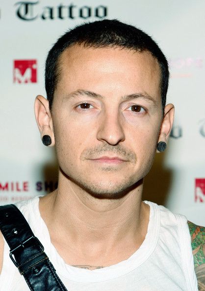WisdomJusticeLV's tweet photo. #SmileForChester #NeverForgotten #BeKind #ChesterBennington #ChesterBe #BeTheLight #LinkinPark #OfficialChesterDay #OurHeroChester #CelebrateChestersLife #MakeChesterProud
You gave us more than you'll ever knew I hope now you know how loved and how missed you are.💔🖤💔 https://t.co/AqbIcCxyVB