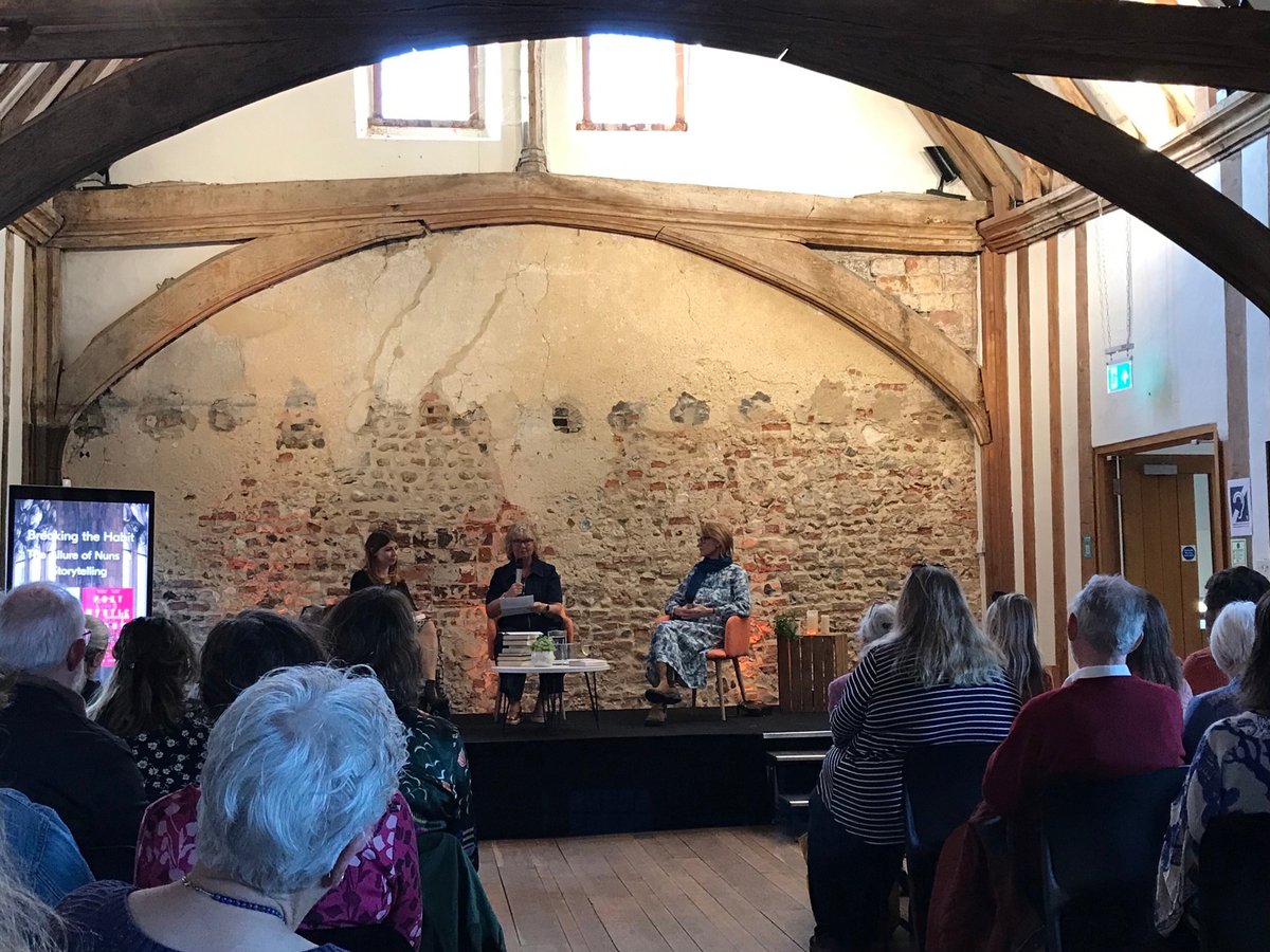 JuliansShowings's tweet image. Hands up who made it along to the Dragon Hall yesterday?
There’s plenty more tomorrow, when Hetta Howes gives the Julian Lecture tomorrow: The Julian Lecture and Festival 9th-10th May 2025 – Friends of Julian of Norwich
No need to book.
#JulianOfNorwich #JulianLecture