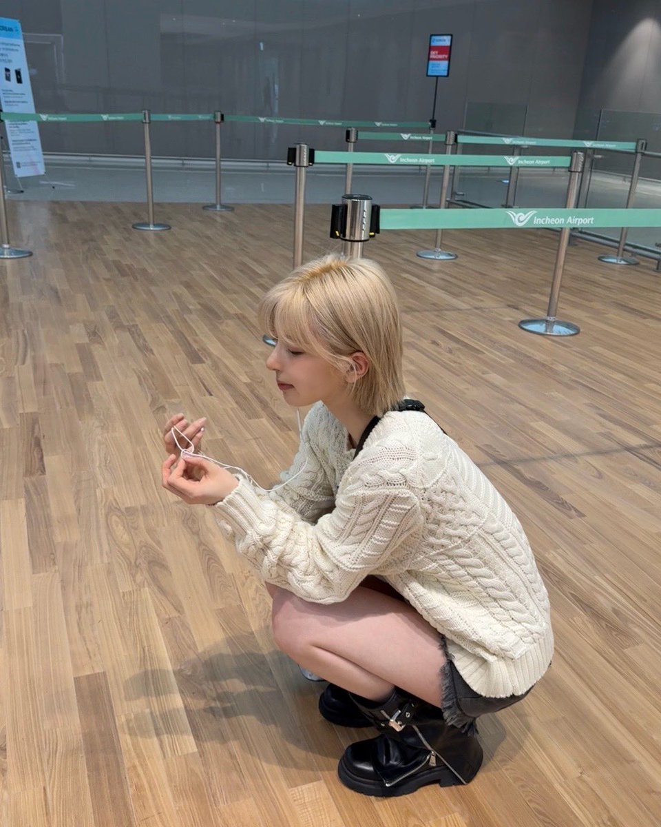 ✈️🇺🇸✨

#NMIXX #엔믹스 
#배이 #BAE