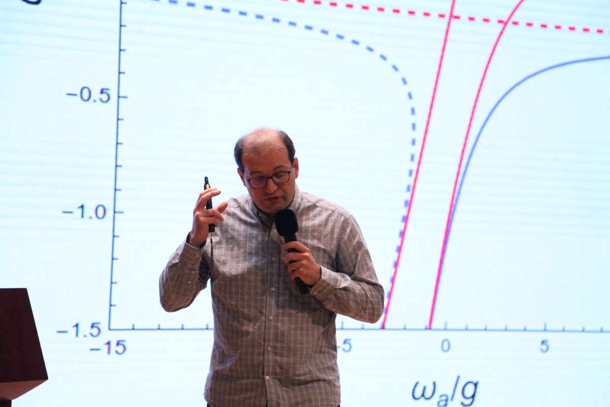 The PLMCN25 organizing committee sent me nice pictures of my discussing Chinese parables of multiphoton observables. I wasn't aware I was myself being observed.