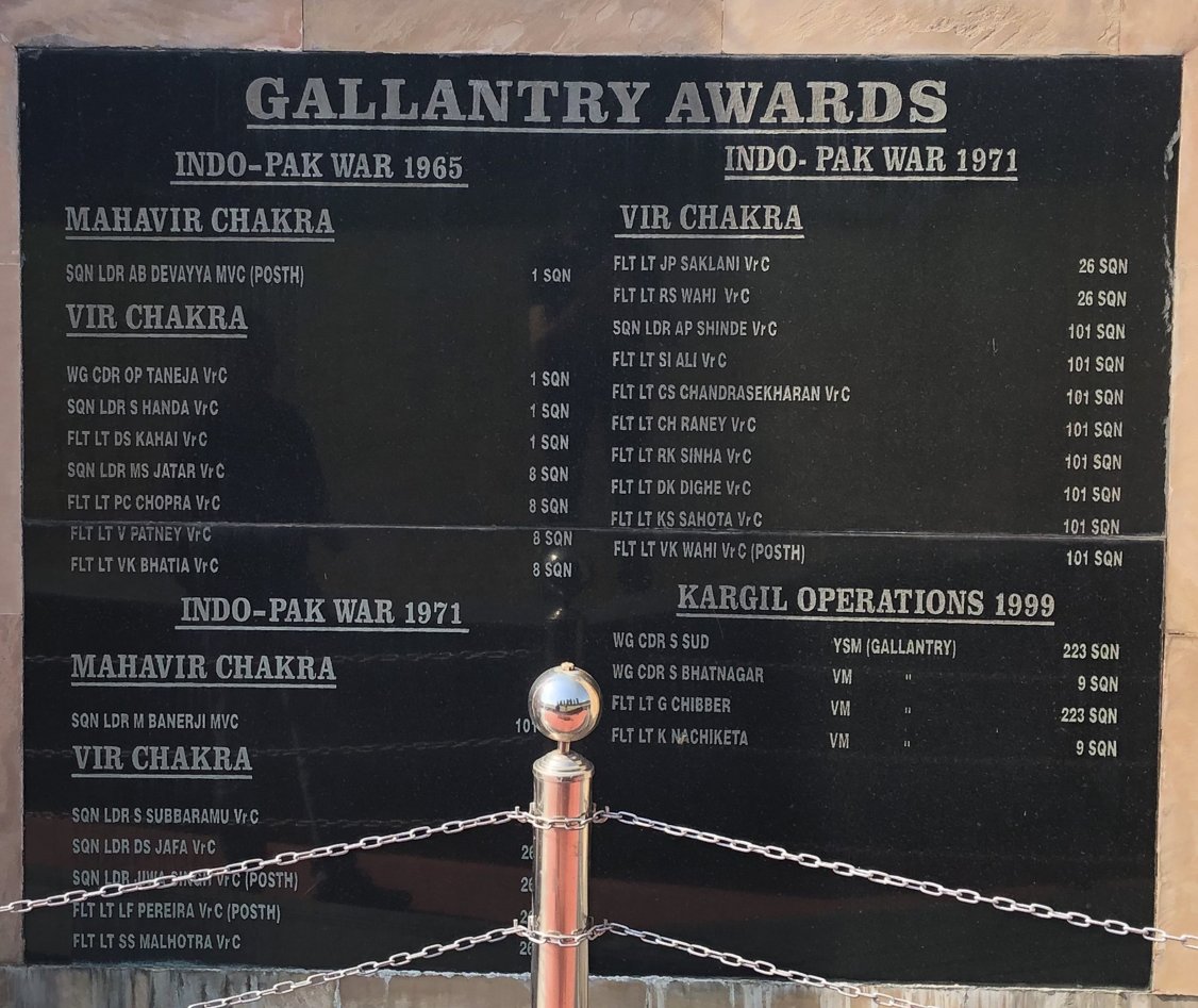 Anchit Gupta (@anchitgupta9) on Twitter photo Adampur Air Base.
Where legends flew—and history was made.
From Devayya to Taneja (<a href="/akshaykumar/">Akshay Kumar</a> ) to Madho Banerji-the gallantry roll-call is unmatched.
So many awards, so many missions—yet enemy never got it.
Why?
Because it was ADAMPUR!
Thread 🧵👇 Adampur Air Base.
Where legends flew—and history was made.
From Devayya to Taneja (<a href="/akshaykumar/">Akshay Kumar</a> ) to Madho Banerji-the gallantry roll-call is unmatched.
So many awards, so many missions—yet enemy never got it.
Why?
Because it was ADAMPUR!
Thread 🧵👇