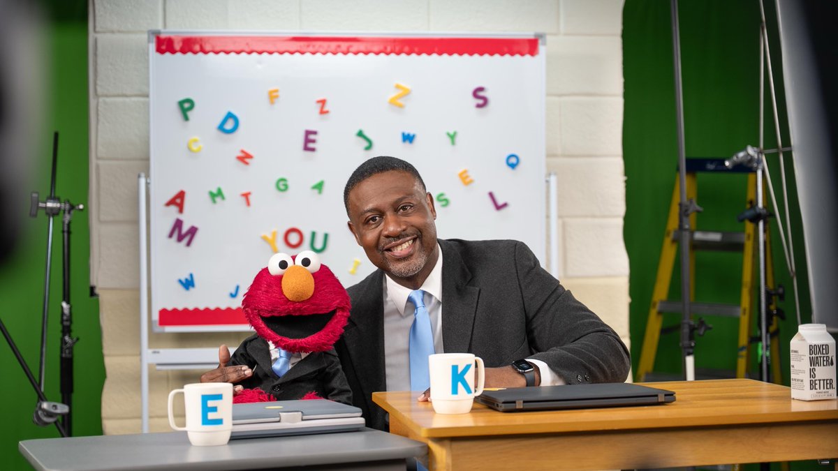 Kurt Russell tweet media