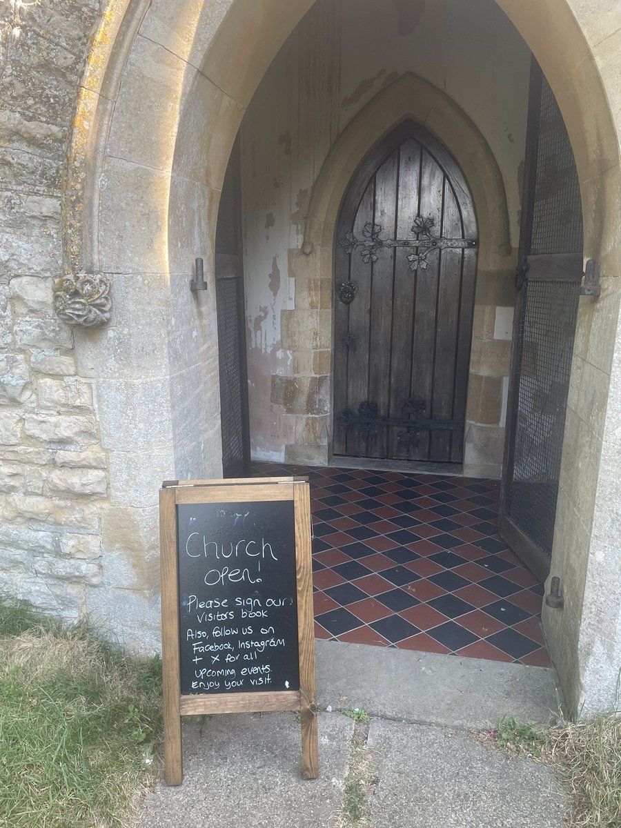 We are open this weekend and next weekend for @ChuresFest come and pop in for a cake