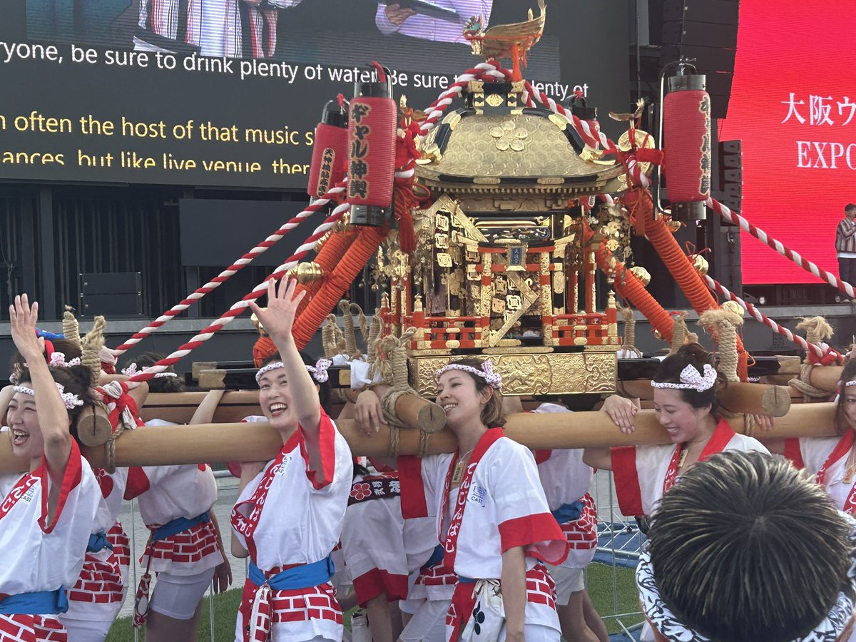 shsanyu's tweet image. ギャル神輿やばい😍
レスもらいまくり、なんなら話せる😆
#大阪万博
#Osakaweek