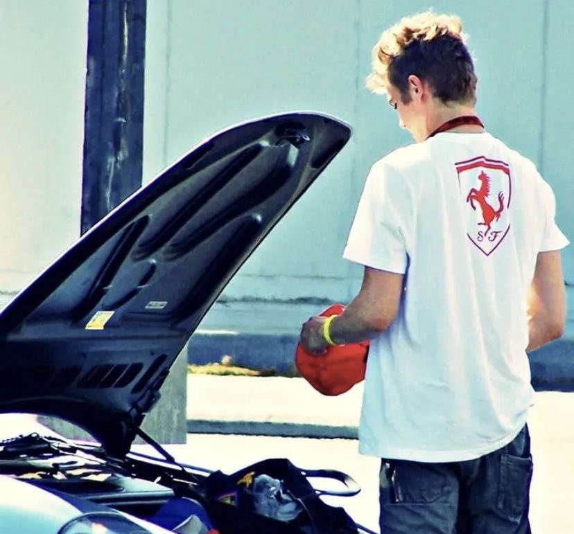 f1lvmegan's tweet photo. Hayden Christensen, tifoso https://t.co/E85s7AMeuv