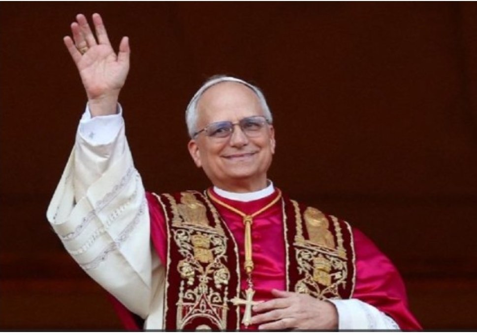 Rezamos con él y por él: El elegido el 8 de mayo de 2025 como sucesor de Pedro a la cabeza de la Iglesia Católica es el cardenal Robert Francis Prevost que ejercerá su pontificado con el nombre de León XIV➡️ matermundi.tv/2025/05/09/car…
#Papa #LeonXIV #Conclave2025 #Espiritusanto