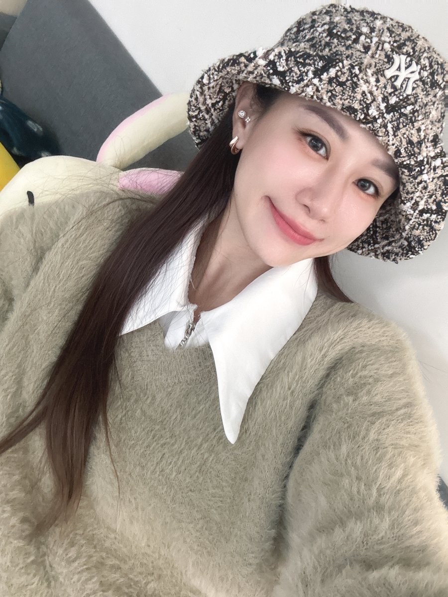 努力去實踐我想要的生活🌈
讓心中的憧憬一一成真
路雖遠 但有囍寶們就不怕🫶🏻

#築夢踏實 

𝕁𝕍𝕀𝔻 🔍 𝕗𝕒𝕟𝕝𝕒𝕣𝕒𝟙𝟚𝟚𝟛  
👇👇官方line在這👇👇
https://t.co/JHpyc267YW
要有禮貌跟我互動喔 https://t.co/eKim4XVK6h