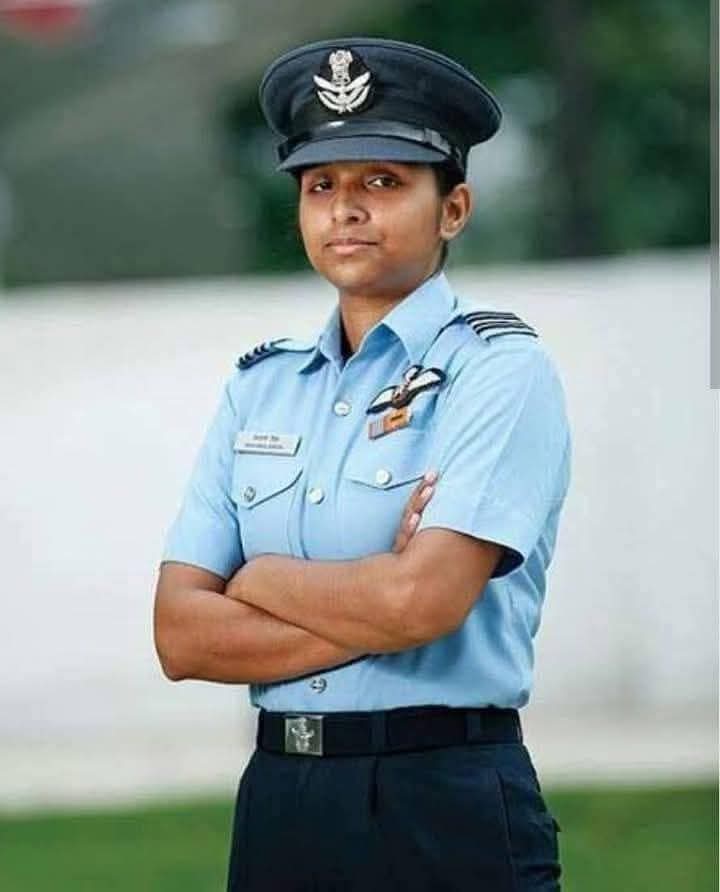 abdulshakoork06's tweet photo. حرا-می دکھاتے کچھ اور ہیں
 بھیجتے کچھ اور ہیں...افسوس😑👀
#PakistanIndianWar #OperationBunyanulMarsoos https://t.co/rP5KCceYtO
