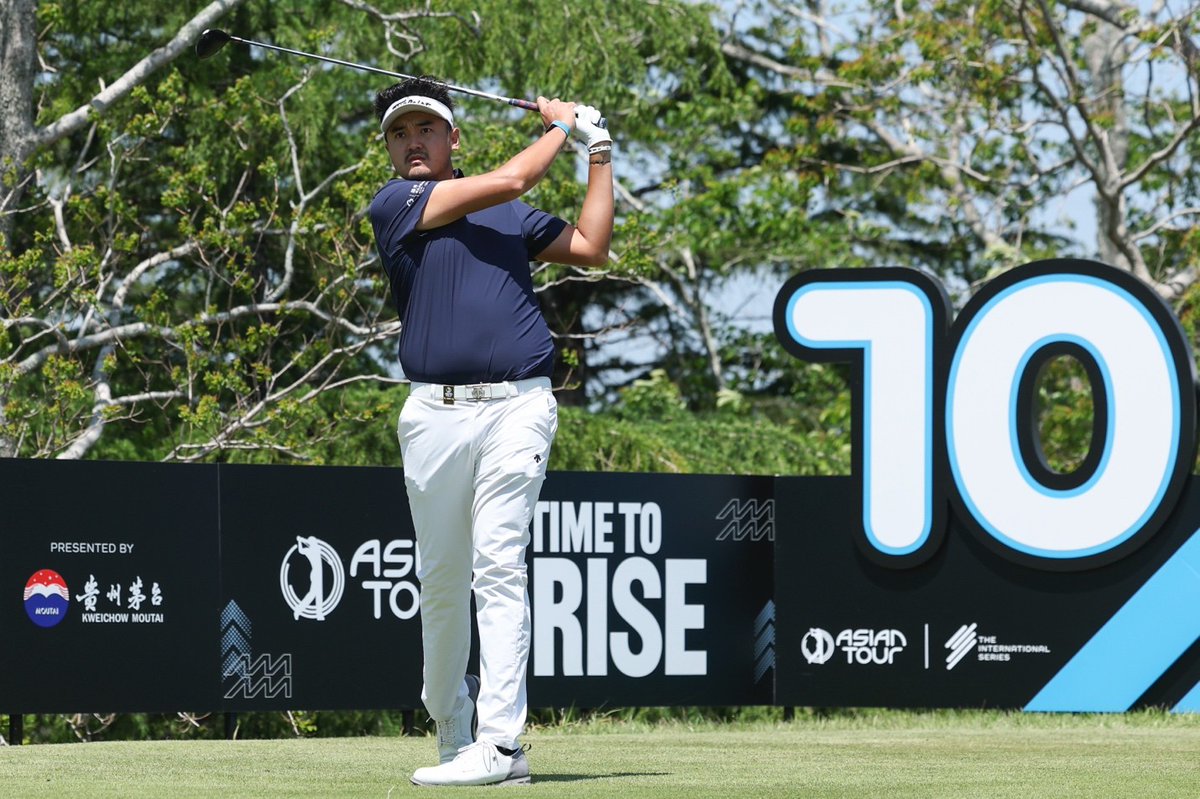 Exciting updates!
After Round 2 of the #Moutai-presented #InternationalSeriesJapan on May 9 at Caledonian Golf Club, Australia’s Lucas Herbert (-11) holds a one-shot lead, with Korea’s Song Young-han and Japan’s Shunya Takeyasu tied second (-10). Three Chinese players—Bobby Bai
