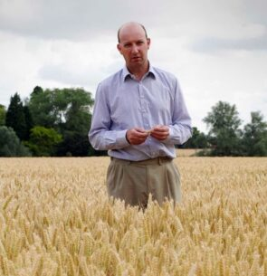 Come to our last talk this season May 21, 7pm <a href="/AngliaRuskin/">ARU</a>
Henry Matthews will talk about Regenerative Farming &amp; how we'll feed the planet!
IT'S FREE - REFRESHMENTS TOO, ALL WELCOME.
cses.org.uk/events
<a href="/ChelmsCouncil/">Chelmsford City Council</a> <a href="/nfueast/">NFU East</a> <a href="/ARUenvironment/">ARU Sustainability Team</a> <a href="/NFYFC/">NFYFC</a>  
Please Re-Tweet to Help