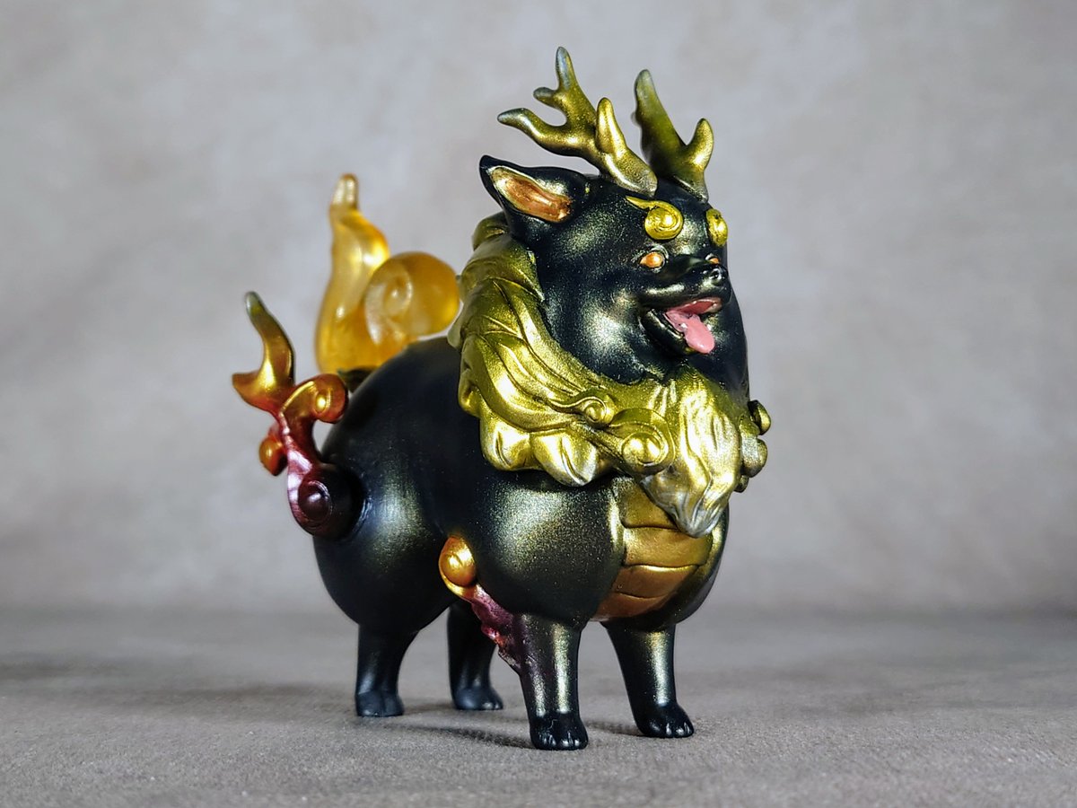 g1u2p3me's tweet image. 森田ポリエステル(@mrt_polyester)様
霊犬 ポメ麒麟
完成しました。
頼まれ物です。
伝説上の動物 麒麟がモチーフなので、神々しいポメにしてみました。
ポメベロスやポメキュウビも塗ってきましたが、どの子も本当に可愛いですね🐶