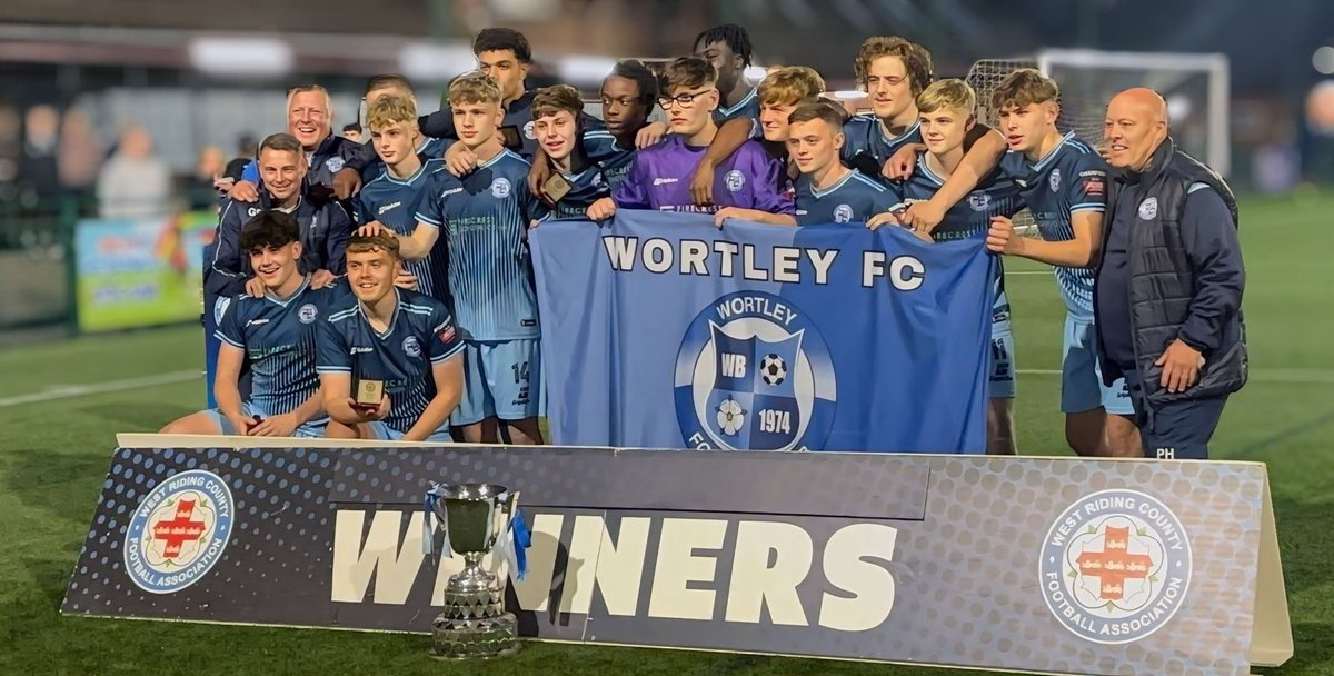 Wortley U18 county champs 2024/25 
2-1 win last night over Yorkshire Amateurs. 

Some of these lads are now back to back county champs after winning last season competition as well. 

Well done all involved what a night !
💙💙