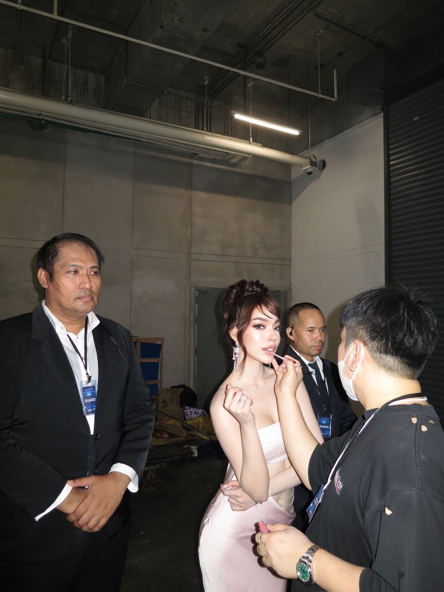 Meenasuchita's tweet photo. มีคนคุมเยอะเลยวันนี้😂💖 #มีน่าสุชิตา https://t.co/Fq00blxnrC