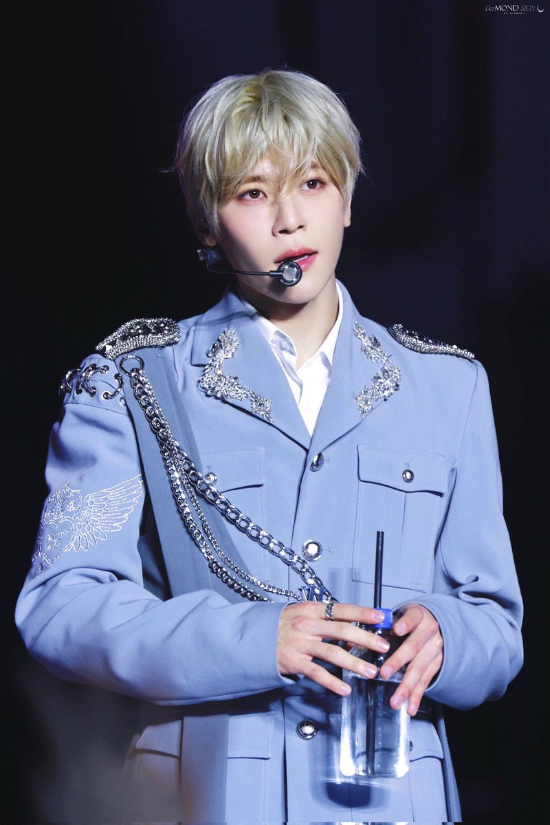 #오시온_생일축하한다고야
#23TulipsForSION
#23歳おめでとうございましおん
생일 축하해요 왕자님💕🌷