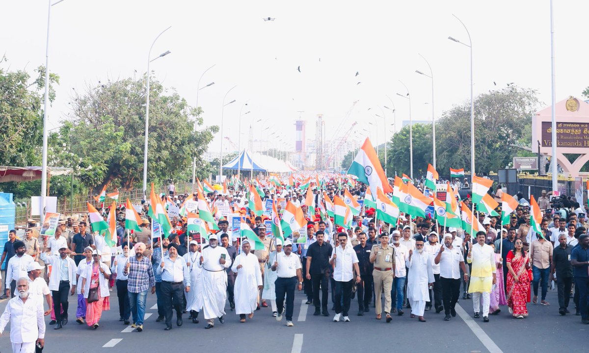 M.K.Stalin (@mkstalin) on Twitter photo Tamil Nadu marched in solidarity with the #IndianArmedForces.
The ceasefire is a welcome step — may peace endure. Our heartfelt salute to the courage of those who guard our borders.
<a href="/adgpi/">ADG PI - INDIAN ARMY</a> <a href="/HQ_IDS_India/">HQ IDS</a> <a href="/DefenceMinIndia/">रक्षा मंत्री कार्यालय/ RMO India</a> Tamil Nadu marched in solidarity with the #IndianArmedForces.
The ceasefire is a welcome step — may peace endure. Our heartfelt salute to the courage of those who guard our borders.
<a href="/adgpi/">ADG PI - INDIAN ARMY</a> <a href="/HQ_IDS_India/">HQ IDS</a> <a href="/DefenceMinIndia/">रक्षा मंत्री कार्यालय/ RMO India</a>