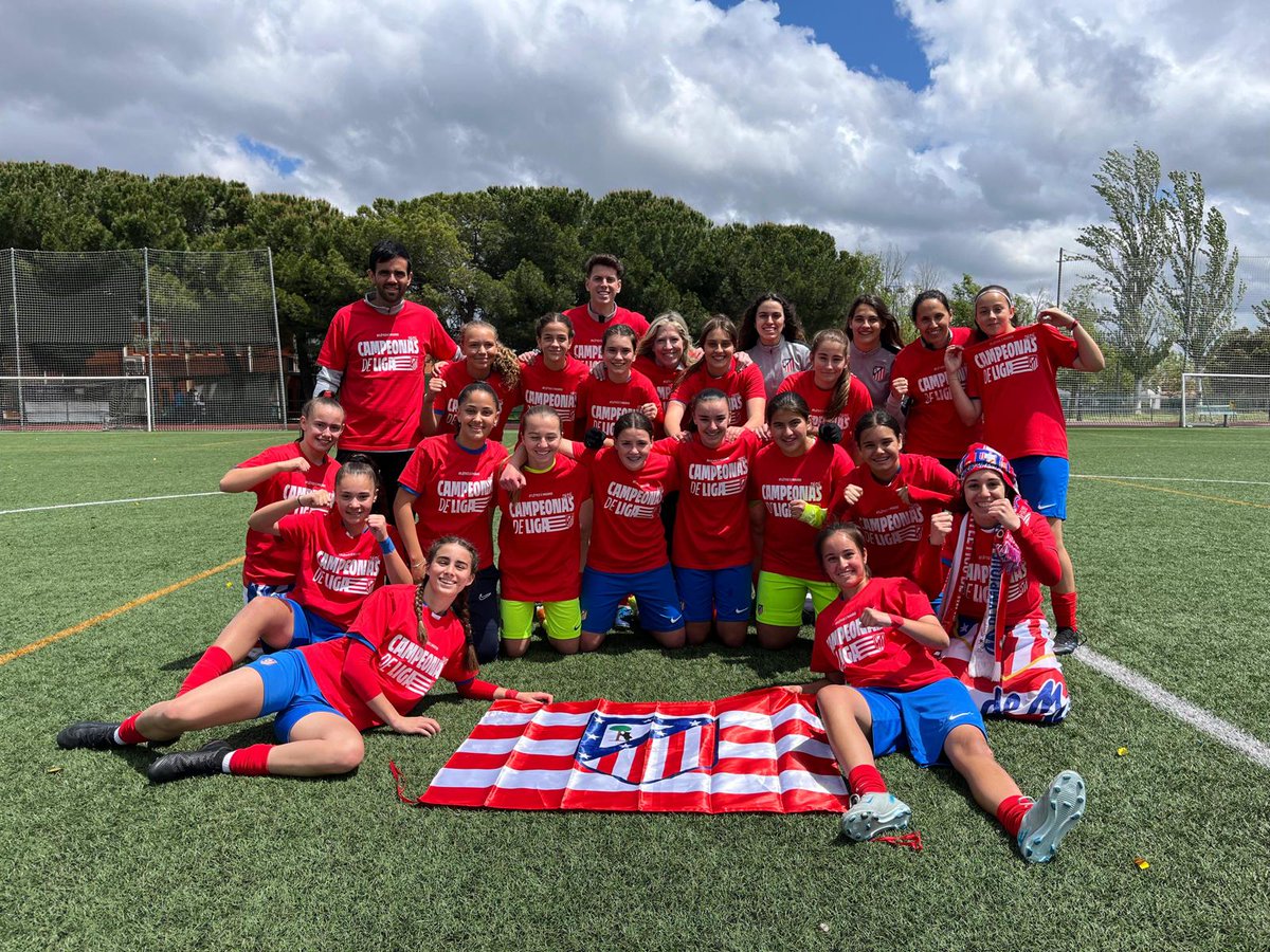 ¡El Cadete B, campeón de Liga! 🏆

🔗loom.ly/KJ9OZxw

¡Enhorabuena, campeonas! ❤️🤍