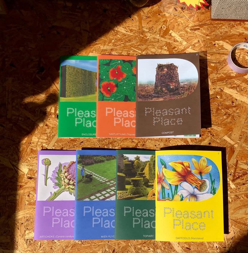 Pleasant Place💛 ฉบับล่าสุดปกสวยมาก หัวข้อก็น่าสนใจมากกก Issue 7 Daffodils (Narcissus) ทุกเรื่องเกี่ยวกับดอกแดฟโฟดิล ประวัติศาสตร์ ศิลปะ เรื่องเล่าจากคอมมูนิตี้คนรักดอกแดฟโฟดิล