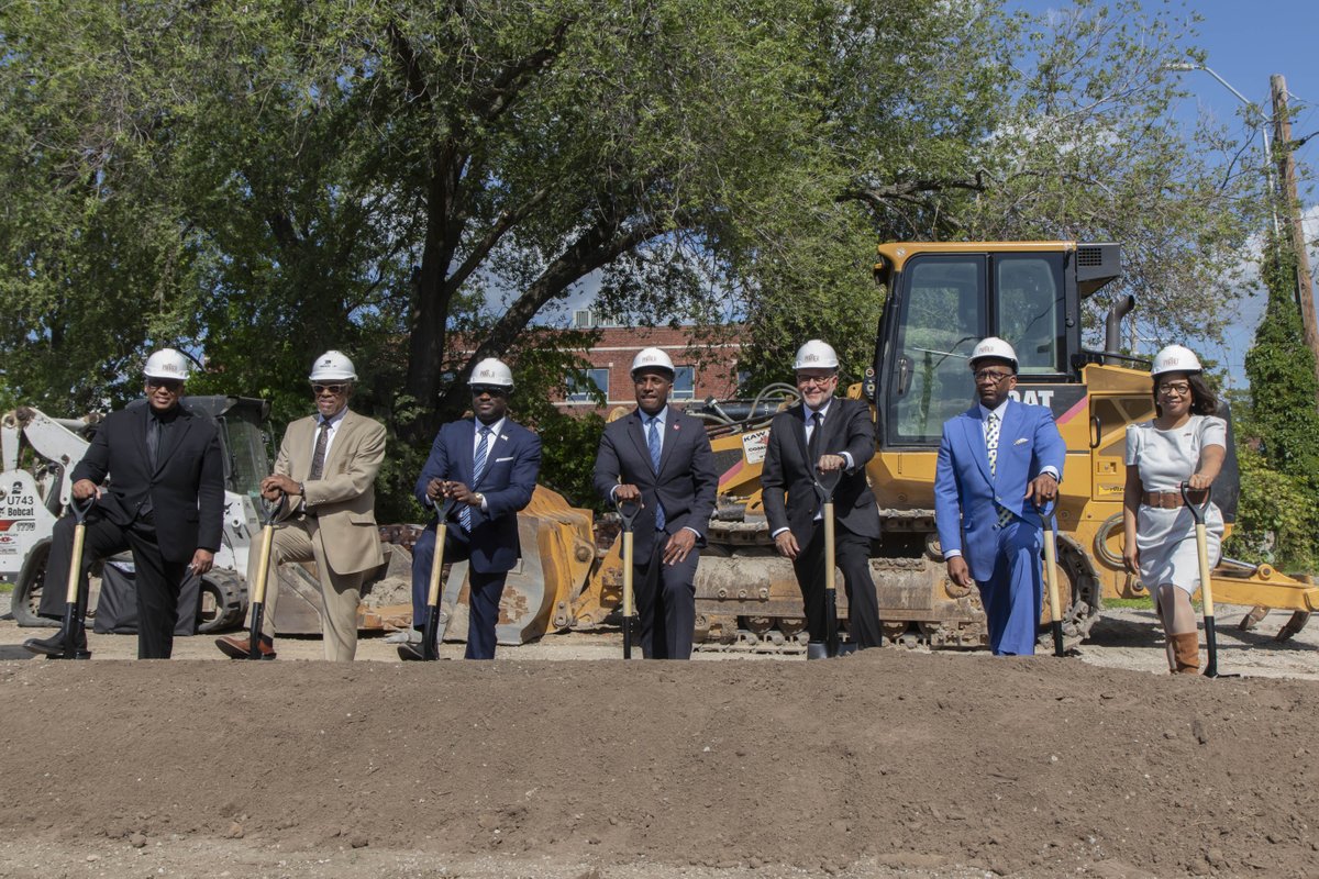 Earlier this week, we broke ground on The Parker Apartments at the corner of 18th St. and The Paseo. With 48 mixed-income units, The Parker advances our plan to build 10,000 new units of affordable and mixed-income housing. Learn more: kcmo.gov/news