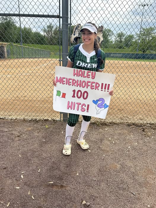 Cagey86's tweet photo. Drew University's softball season came to a close, since the post-season tourney was moved to single elimination. 
However, congrats to @HaleyMeierhofer, a jr, who had 2 hits in her final game of the 2025 season and achieved a wonderful milestone, 100 CAREER HITS. @SoftballLivHS https://t.co/vYX53MbgkS