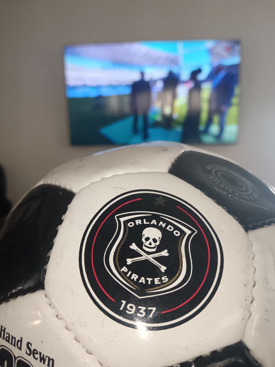 It's time for the final.
Pirates got this. 💪⚽
#OrlandoPirates #NedbankCupFinal2025 #football