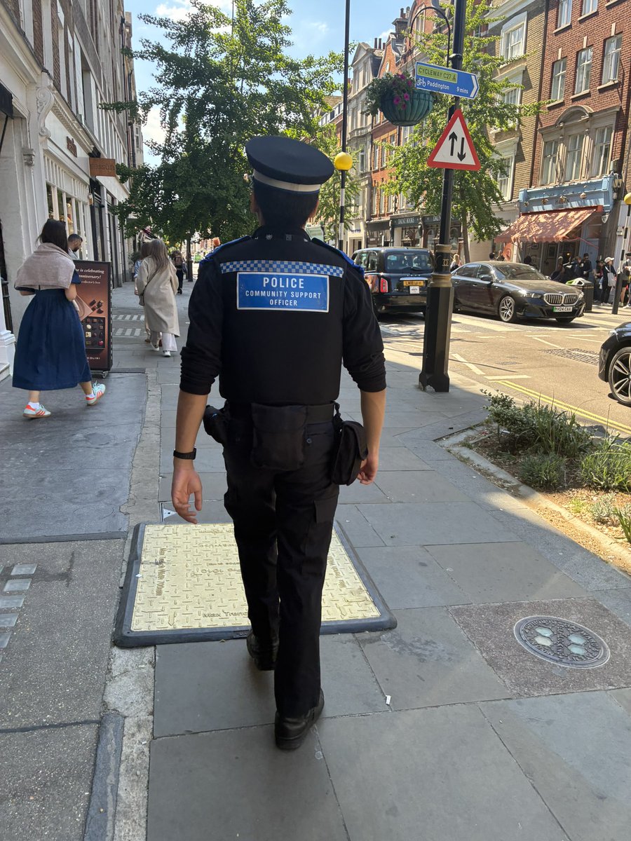 Marylebone Police (@mpsmarylebone) on Twitter photo Today the team where out and about on joint patrols with <a href="/HarleyStreetBID/">Harley Street BID</a> tackling ASB in W1 area Today the team where out and about on joint patrols with <a href="/HarleyStreetBID/">Harley Street BID</a> tackling ASB in W1 area