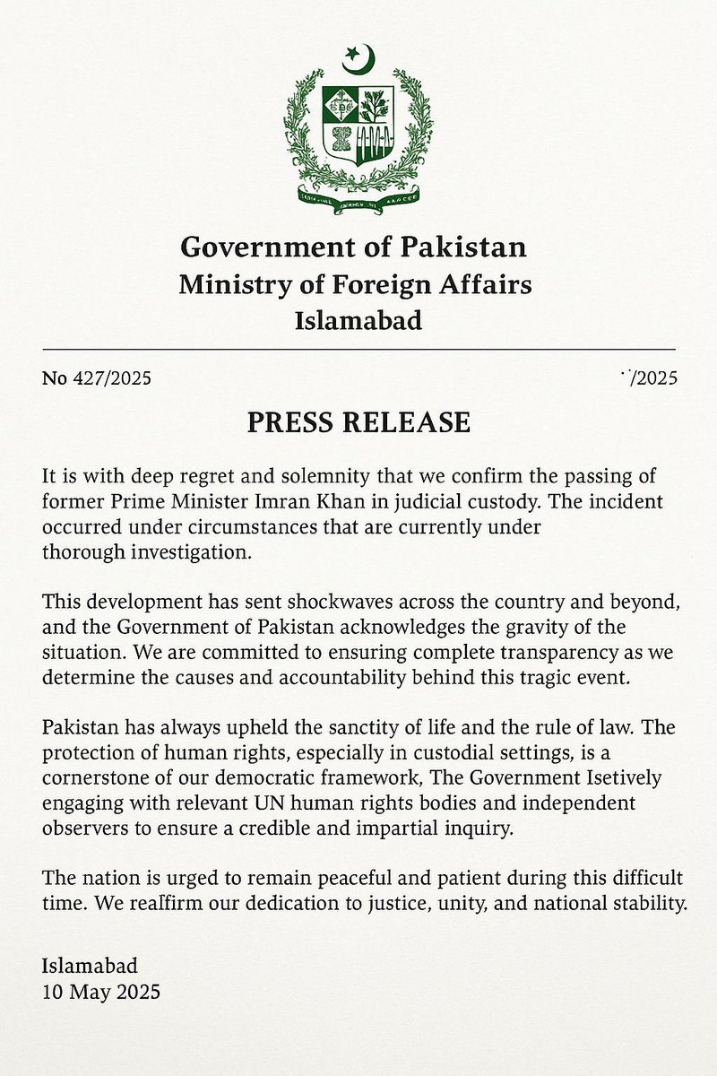 SubtleSignals9's tweet image. Extremely shocking… that was the endgame of Munir… to get Imran while the country was distracted towards India