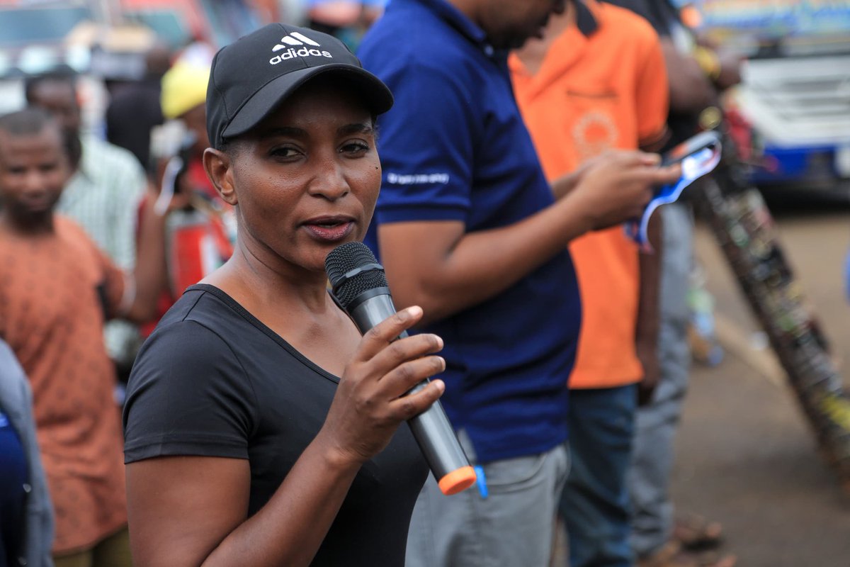 Baraza la Famasi kwa kushirikiana na Kitengo cha Elimu ya Afya kwa Umma, Wizara ya Afya limeendelea na Kampeni yake ya uelimishaji Umma kuhusu kazi na majukumu ya Baraza la Famasi pamoja na uhamasishaji wa jamii juu ya matumizi sahihi ya dawa.
#Nimeelimika#