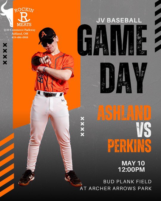Beautiful day for baseball! #GoArrows

<a href="/ArrowsAD/">Jason Goings</a> <a href="/paramoc/">steve paramore</a> <a href="/Schmidty_81/">Coach Chris Schmidt</a> <a href="/jdew75/">Justin Dew</a> <a href="/CoachBeer33/">A.J. Beer</a>