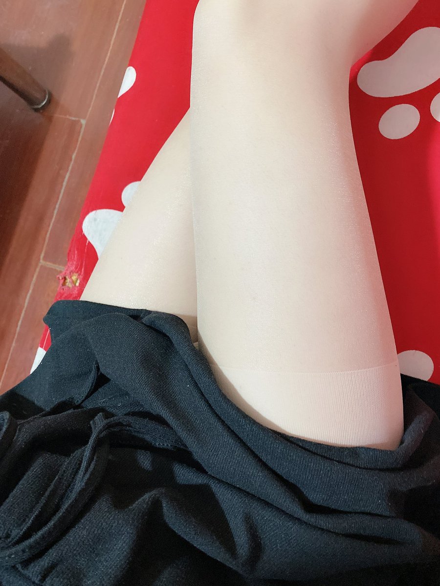 cecelia00a's tweet photo. #女装大佬 #伪娘 #丝袜男 #丝袜 #男娘 
好久没发了 https://t.co/U5qLZX4WBo