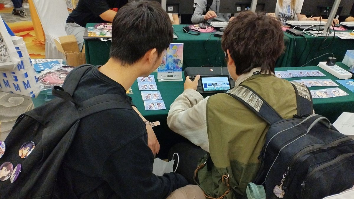 BIOKUBE_CN's tweet image. Atma & Raya’s journey at Beijing Indie Games Only is finished. Didn’t expect so many people would come to this one-day event. Thanks for dropping by and playing A Space for the Unbound @ASFTUgame!
store.steampowered.com/app/1201270/