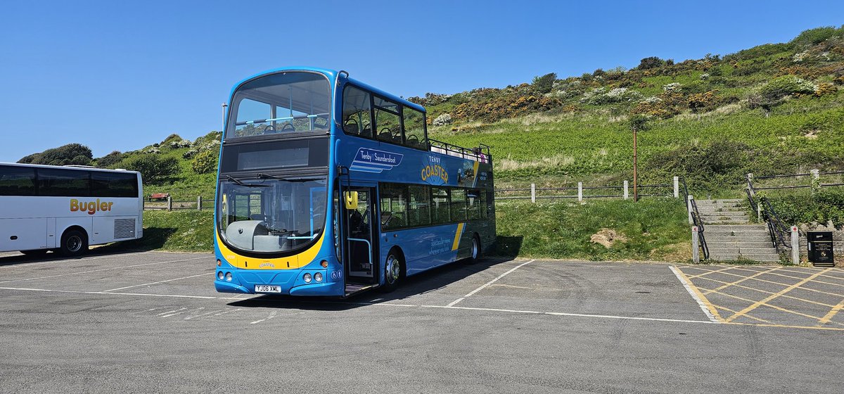 OGormanWayne's tweet photo. Nice hour out driving the guys from @NASSwansea to Mumbles on our open top bus which will soon be making it's way to West Wales for the Tenby Coaster service that starts at the end of May! #lovelyweather https://t.co/nfsiE44xC7