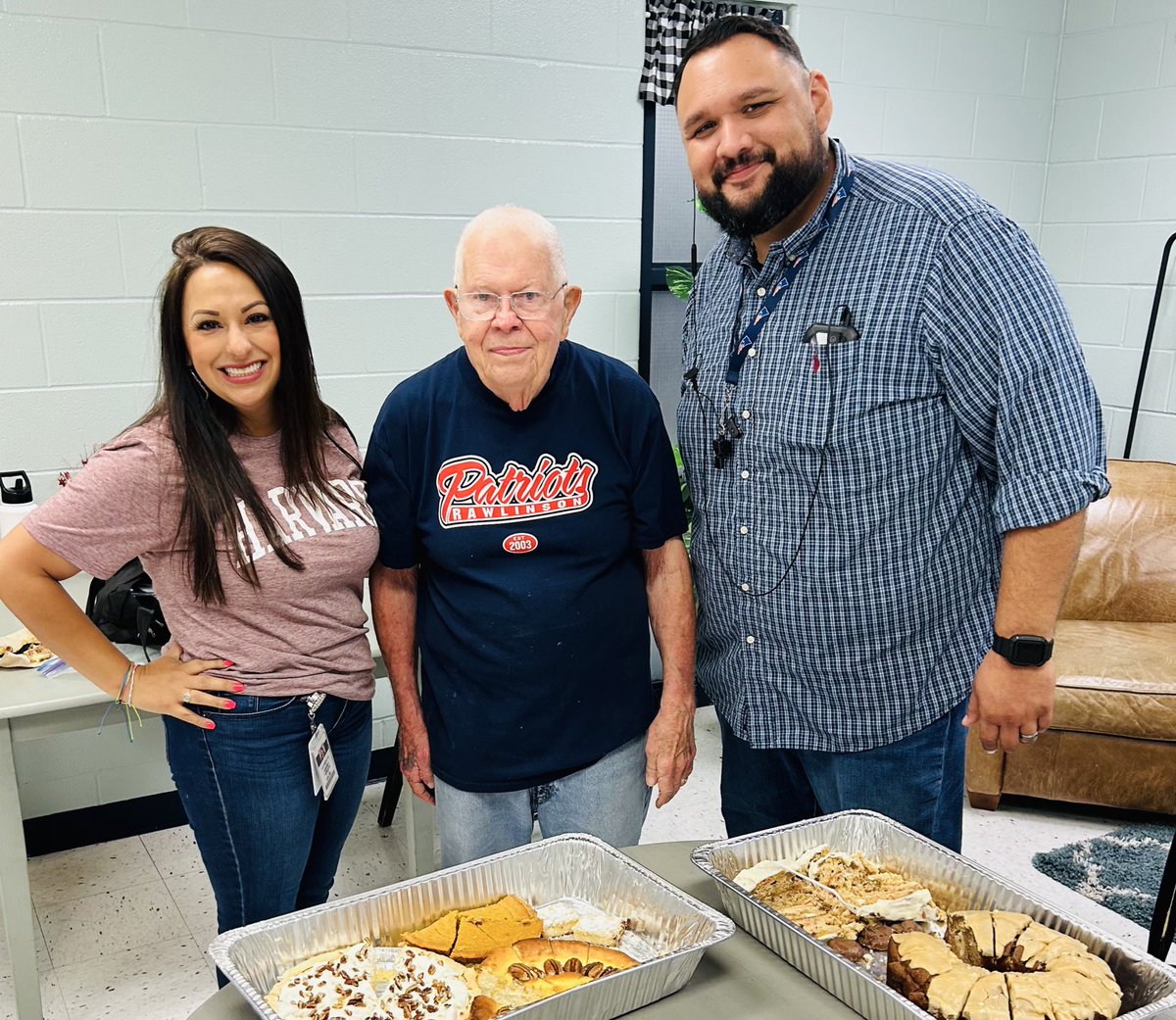 Sherry Mireles (@sherrymireles) on Twitter photo He never forgets Teacher Appreciation Week! Homemade spread of sweets, filling two teacher break rooms, it took him 3 days to bake, & he wears his Rawlinson shirt! ❤️
We love Mr. Rawlinson! ❤️ #BestNamesake #FormerSup <a href="/NISD/">Northside ISD</a> He never forgets Teacher Appreciation Week! Homemade spread of sweets, filling two teacher break rooms, it took him 3 days to bake, & he wears his Rawlinson shirt! ❤️
We love Mr. Rawlinson! ❤️ #BestNamesake #FormerSup <a href="/NISD/">Northside ISD</a>