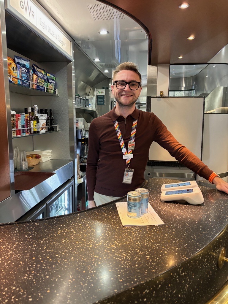 Tom Bell tweet media