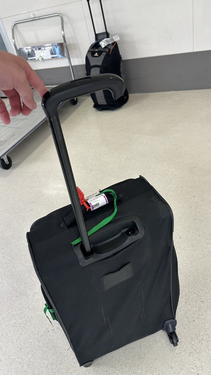 MamaCarlino's tweet photo. Needing to replace all his toiletries and suitcase is not how he should have started his trip working for #studentlifecamp. https://t.co/2rXW4jpffO