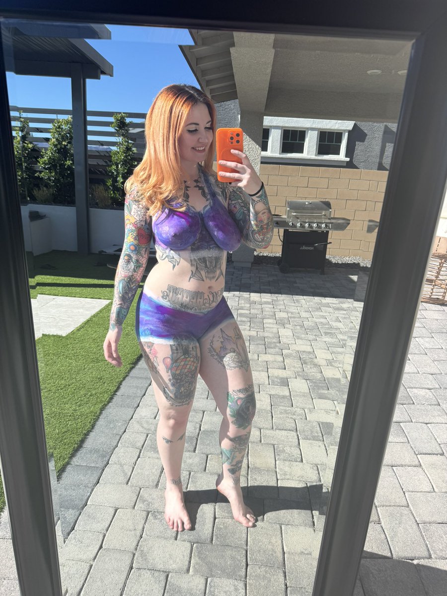 Yall like the new fit?? #bodypaint