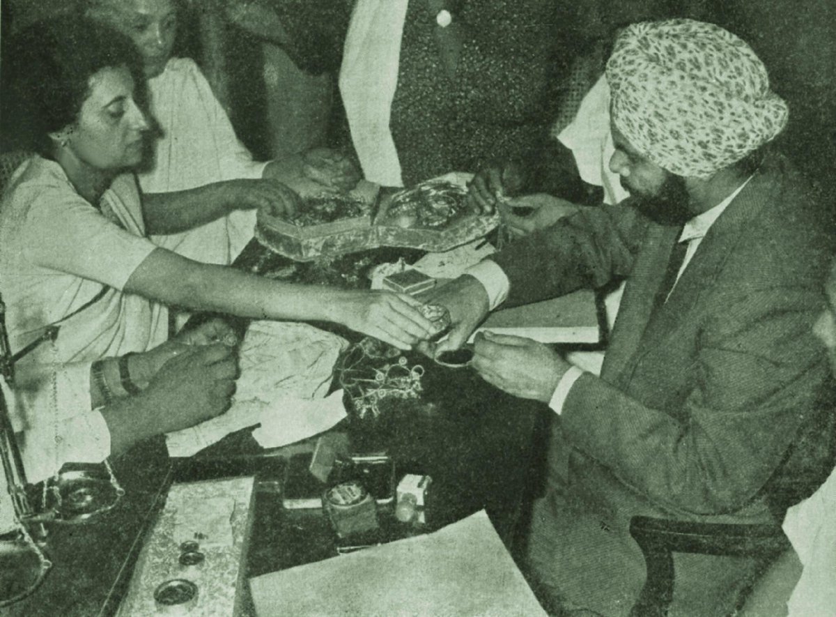Indira Gandhi had donated her all jewellery to help the Indian Army when our country was suffering from war like situation.

Result: Pakistan was divided into two pieces.