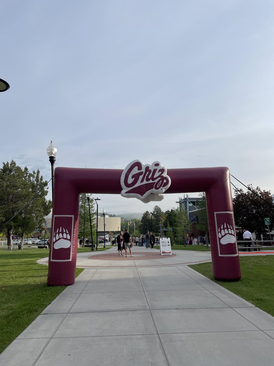 Seth Bodnar (@sethbodnar) on Twitter photo Good morning, Grizzlies! Welcome, family and friends. It's a great day to graduate from <a href="/umontana/">University of Montana</a>! #GoGriz Good morning, Grizzlies! Welcome, family and friends. It's a great day to graduate from <a href="/umontana/">University of Montana</a>! #GoGriz