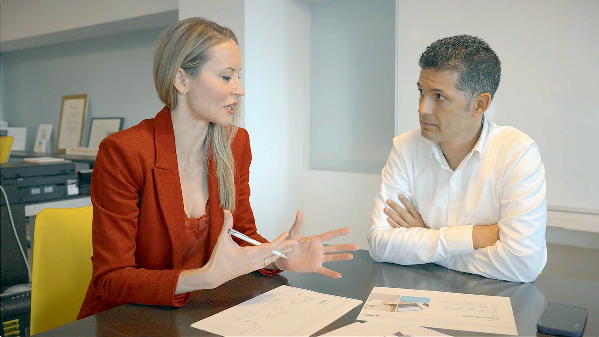 SentiBernabeu's tweet image. Hacerlo bien no basta. Si no lo comunicas, no existe.
Y si lo comunicas mal, puede volverse en tu contra.
Ni greenwashing. Ni greenhushing.
La sostenibilidad no transforma si se silencia.
Comunicar con propósito también es liderar.
#Sostenibilidad #Comunicación #Reputación