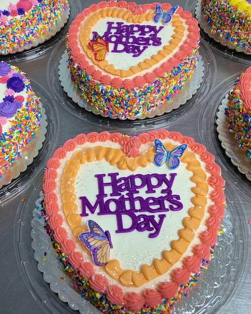 Still need a treat for Mom? Stop by Liscio’s Bakery and pick up a beautiful Mother’s Day cake! 🌸 

Call ahead to place your order!
📞GLASSBORO 1-856-44 BREAD
📞CROSSKEYS: (856) 629-3232
📞WEDGWOOD: (856) 218-2400 

#MothersDay #MomsDay #BakeryFresh #CelebrateMom #MomsDay