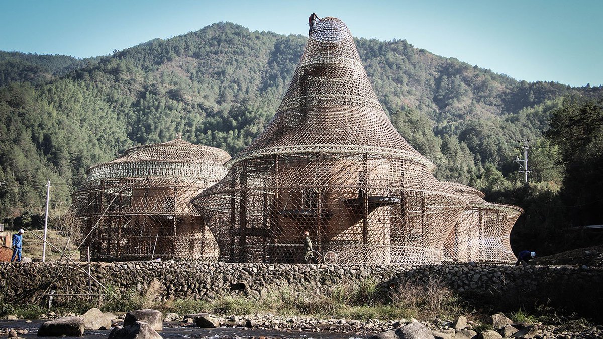 w_emerg's tweet image. Can bamboo and earth replace concrete? In Baoxi, China, Studio Anna Heringer’s bamboo hostels prove that natural materials can build beauty, sustainability, and cultural identity in modern architecture.
#BambooArchitecture #AnnaHeringer #BaoxiChina #NaturalMaterials #RammedEarth