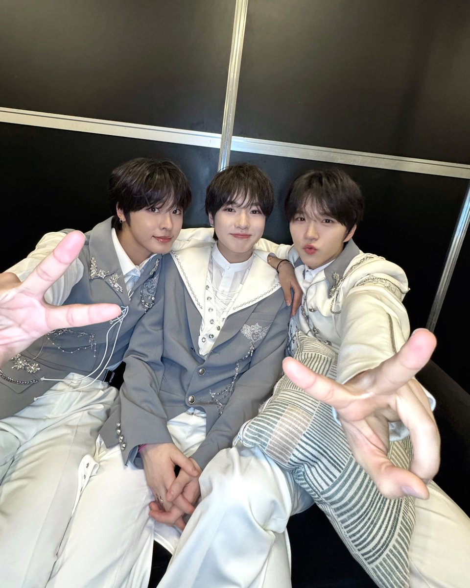 ♡🤍♡🪽

#RIKU #JAEHEE #SAKUYA
#리쿠 #재희 #사쿠야
#リク #ジェヒ #サクヤ 
#NCTWISH
#SMTOWN #SM_30thAnniversary
#SMTOWN2025 #SMTOWN2025_MEXICO_CITY
#SMTOWN_LIVE #SMCU