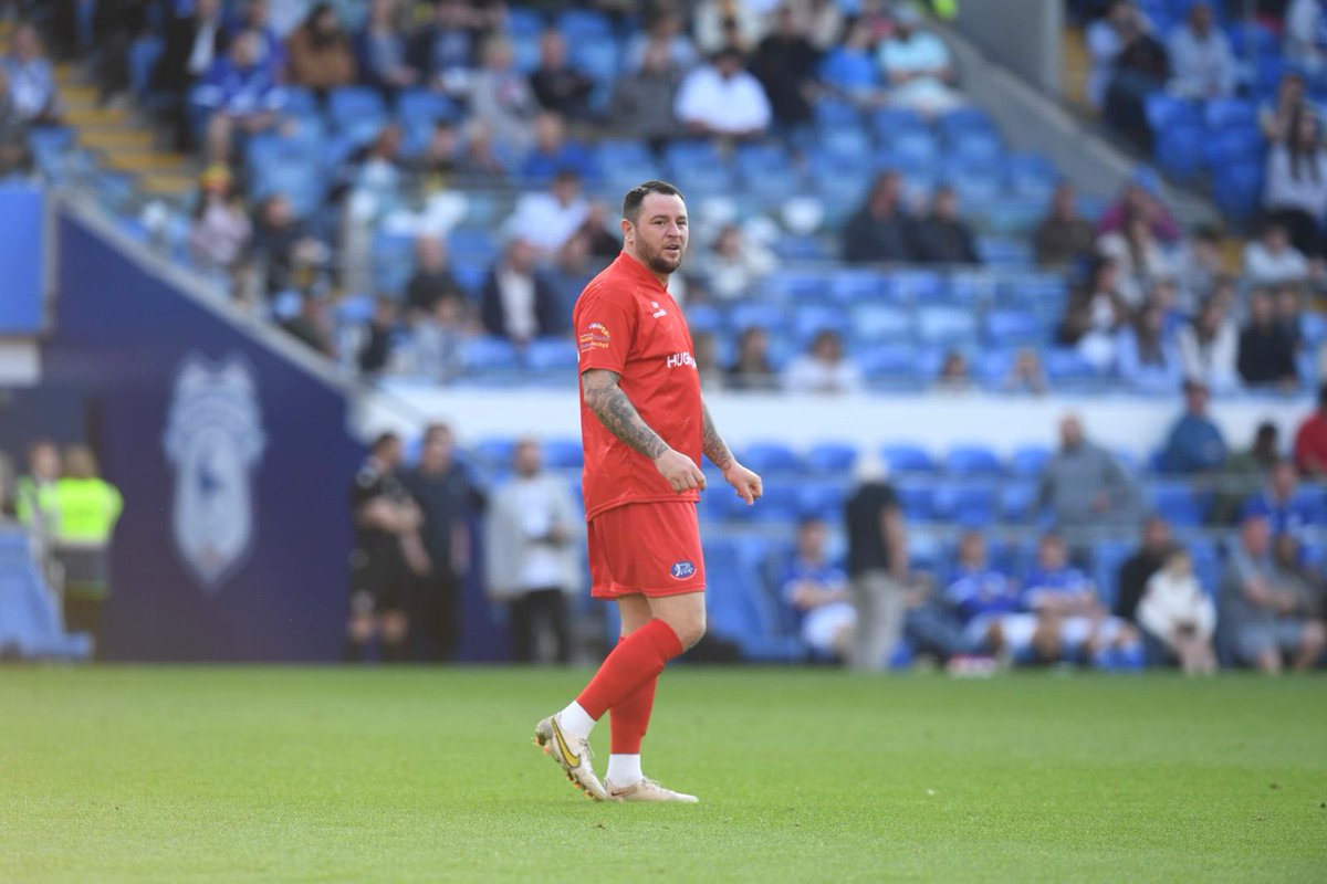 Lee Tomlin tweet media
