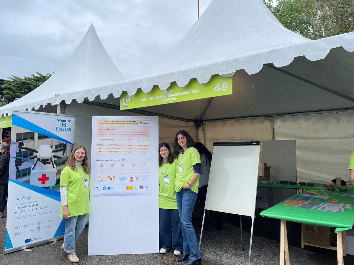 MariadelMarTom's tweet photo. 🧬🧪🧫 Comenzando el día de la Ciencia #MicroTM #Inibic #SomosChuac #Phages @phagesAntiPERS @InesBleriot @LauraFerGarBact #MariñaFernandez https://t.co/7C2jfK7rLk